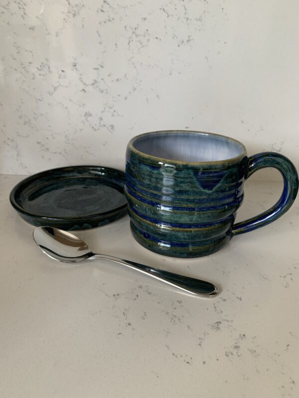 Ripple mugs and saucers - Image 2